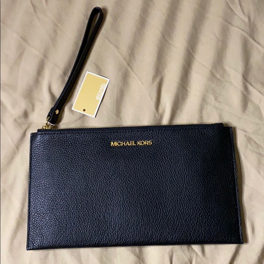 MICHAEL KORS BLACK LEATHER CLUTCH WRISTLET